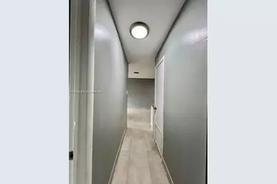 1436 NW 24th Ter, Fort Lauderdale, FL 33311 - Photo 15