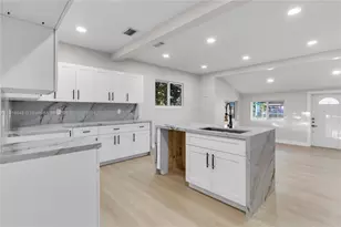 559 NW 2nd St, Florida City, FL 33034 - Photo 17