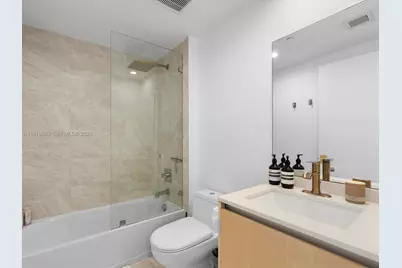 488 NE 18th St #4610, Miami, FL 33132 - Photo 15