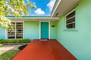 16001 SW 98th Ave, Miami, FL 33157 - Photo 3