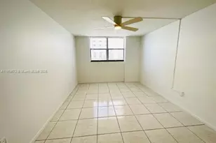 1621 Collins Ave, Miami Beach, FL 33139 - Photo 15