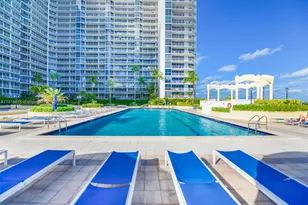 7601 E Treasure Dr, North Bay Village, FL 33141 - Photo 31