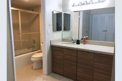 20515 E Country Club Dr #541, Aventura, FL 33180 - Photo 9