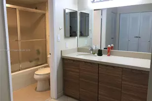 20515 E Country Club Dr, Aventura, FL 33180 - Photo 9