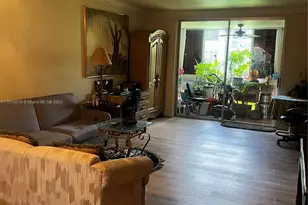 5985 Del Lago Cir, Sunrise, FL 33313 - Photo 7