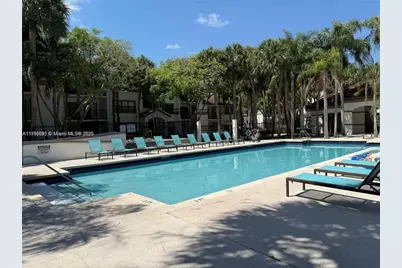 570 S Park Rd #17-6, Hollywood, FL 33021 - Photo 15