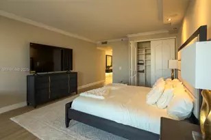 2000 Island Blvd, Aventura, FL 33160 - Photo 17