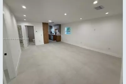 328 NE 57th St, Miami, FL 33137 - Photo 9