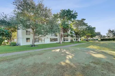 1715 Whitehall Dr #305, Davie, FL 33324 - Photo 33