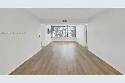 1715 Whitehall Dr #305, Davie, FL 33324 - Photo 3