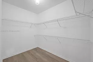 1715 Whitehall Dr, Davie, FL 33324 - Photo 19