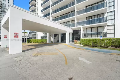 3675 N Country Club Dr #2201, Aventura, FL 33180 - Photo 21