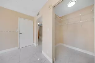 17011 N Bay Rd, Sunny Isles Beach, FL 33160 - Photo 23