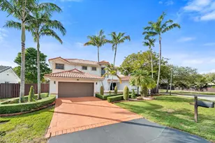 5424 SW 154th Pl, Miami, FL 33185 - Photo 1