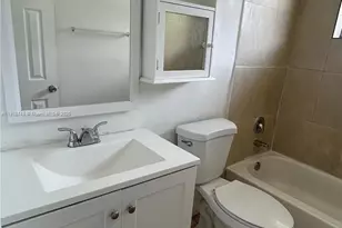 2121 NE 168th St, North Miami Beach, FL 33162 - Photo 17