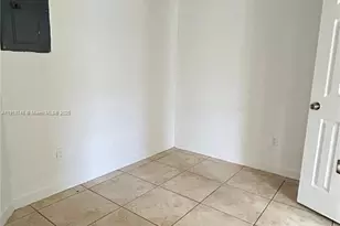 2121 NE 168th St, North Miami Beach, FL 33162 - Photo 15
