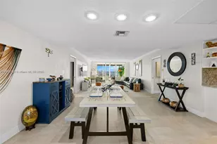 3850 Oaks Clubhouse Dr, Pompano Beach, FL 33069 - Photo 11