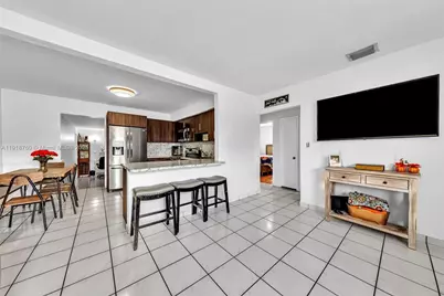 9311 Broad Manor, Miami, FL 33147 - Photo 9