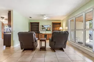4903 SW 90th Terrace, Cooper City, FL 33328 - Photo 9