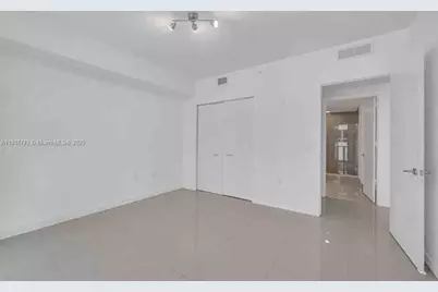 201 SW 17th Rd #302, Miami, FL 33129 - Photo 11