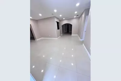 251 N 68th Ter #251, Hollywood, FL 33024 - Photo 3