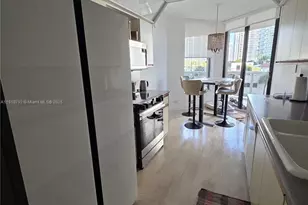 20191 E Country Club Dr, Aventura, FL 33180 - Photo 7