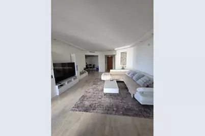 20191 E Country Club Dr #403, Aventura, FL 33180 - Photo 3