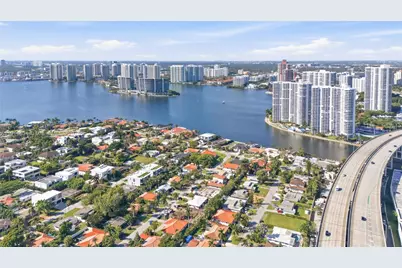 272 191st Ter, Sunny Isles Beach, FL 33160 - Photo 33