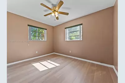 19700 Whispering Pines Rd, Cutler Bay, FL 33157 - Photo 15