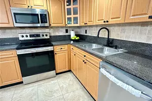 11117 SW 122nd Ct, Miami, FL 33186 - Photo 15