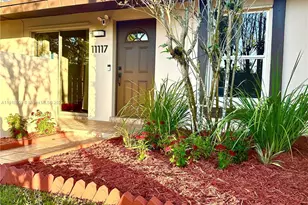 11117 SW 122nd Ct, Miami, FL 33186 - Photo 3