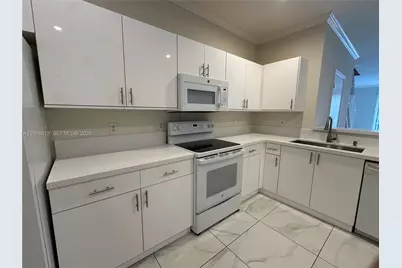 2165 Pasa Verde Ln, Weston, FL 33327 - Photo 9