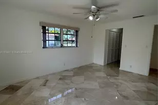 300 NW 42nd St, Boca Raton, FL 33431 - Photo 25