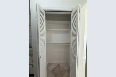 300 NW 42nd St, Boca Raton, FL 33431 - Photo 31