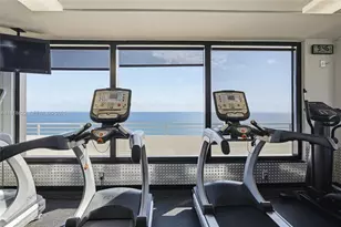 5555 Collins Ave, Miami Beach, FL 33140 - Photo 37