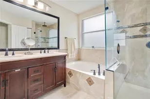 636 Sand Creek Cir, Weston, FL 33327 - Photo 35