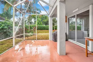 636 Sand Creek Cir, Weston, FL 33327 - Photo 43