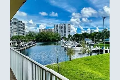 26 Diplomat Pkwy #2366, Hallandale Beach, FL 33009 - Photo 7