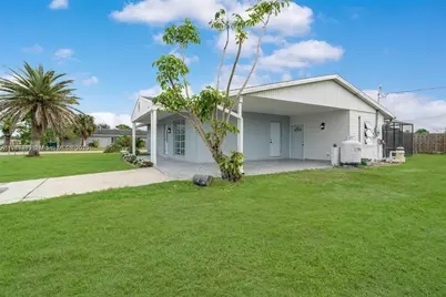 957 Great Falls Ter NW, Port Charlotte, FL 33948 - Photo 5