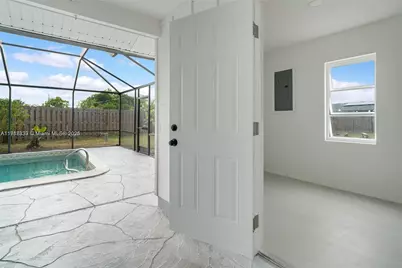 957 Great Falls Ter NW, Port Charlotte, FL 33948 - Photo 17