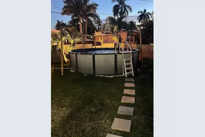 715 Hollywood Blvd, Hollywood, FL 33019 - Photo 21