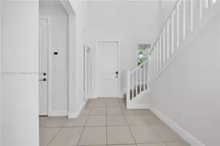 1101 Azul Ct, Deerfield Beach, FL 33064 - Photo 5