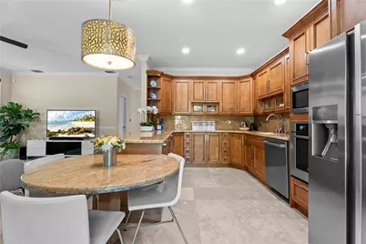 4125 Poinciana Ave, Miami, FL 33133 - Photo 11