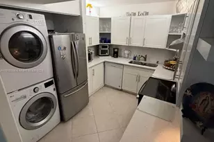 8715 Shadow Wood Blvd, Coral Springs, FL 33071 - Photo 15