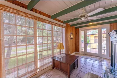 4250 SW 10th St, Miami, FL 33134 - Photo 5