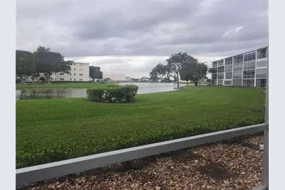 1076 Cornwall D #1076, Boca Raton, FL 33434 - Photo 7