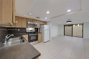 7827 SW 106th Cir, Miami, FL 33173 - Photo 11