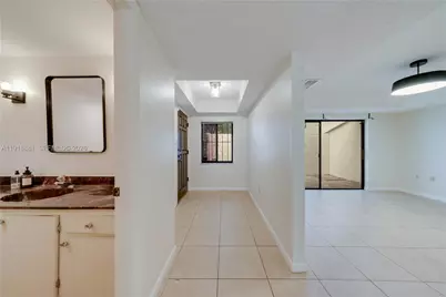 7827 SW 106th Cir #7827, Miami, FL 33173 - Photo 9