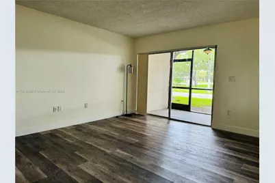 701 N Pine Island Rd #101, Plantation, FL 33324 - Photo 13