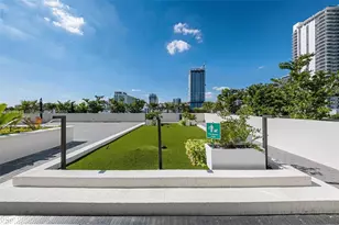 665 NE 25th St, Miami, FL 33137 - Photo 59